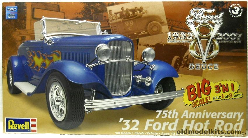 Revell 1/8 1932 Ford Deuce Hot Rod (Ex-Monogram - Big Deuce 1932 Ford Roadster), 85-2620 plastic model kit